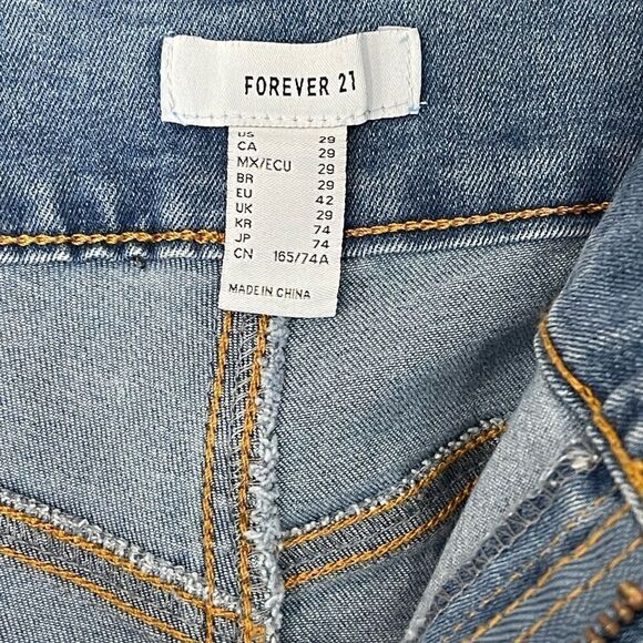 Forever 21 the up lyfter denim cuffed shorts size 29 - Picture 3 of 3